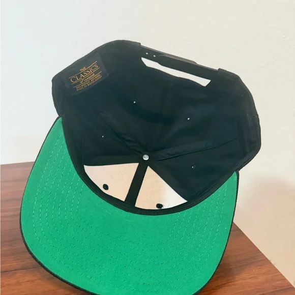 Donkey Kong 64 Black Snapback Cap - Picture 2 of 3